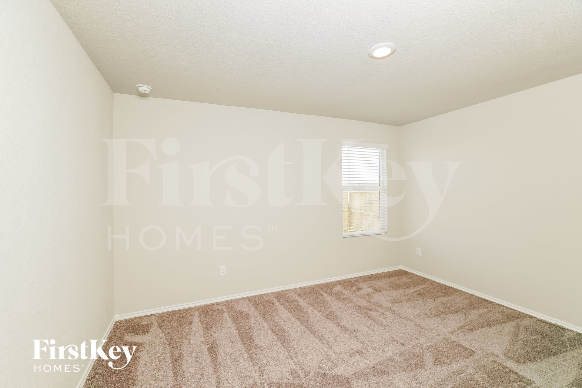 Building Photo - 10747 Prusiner Dr