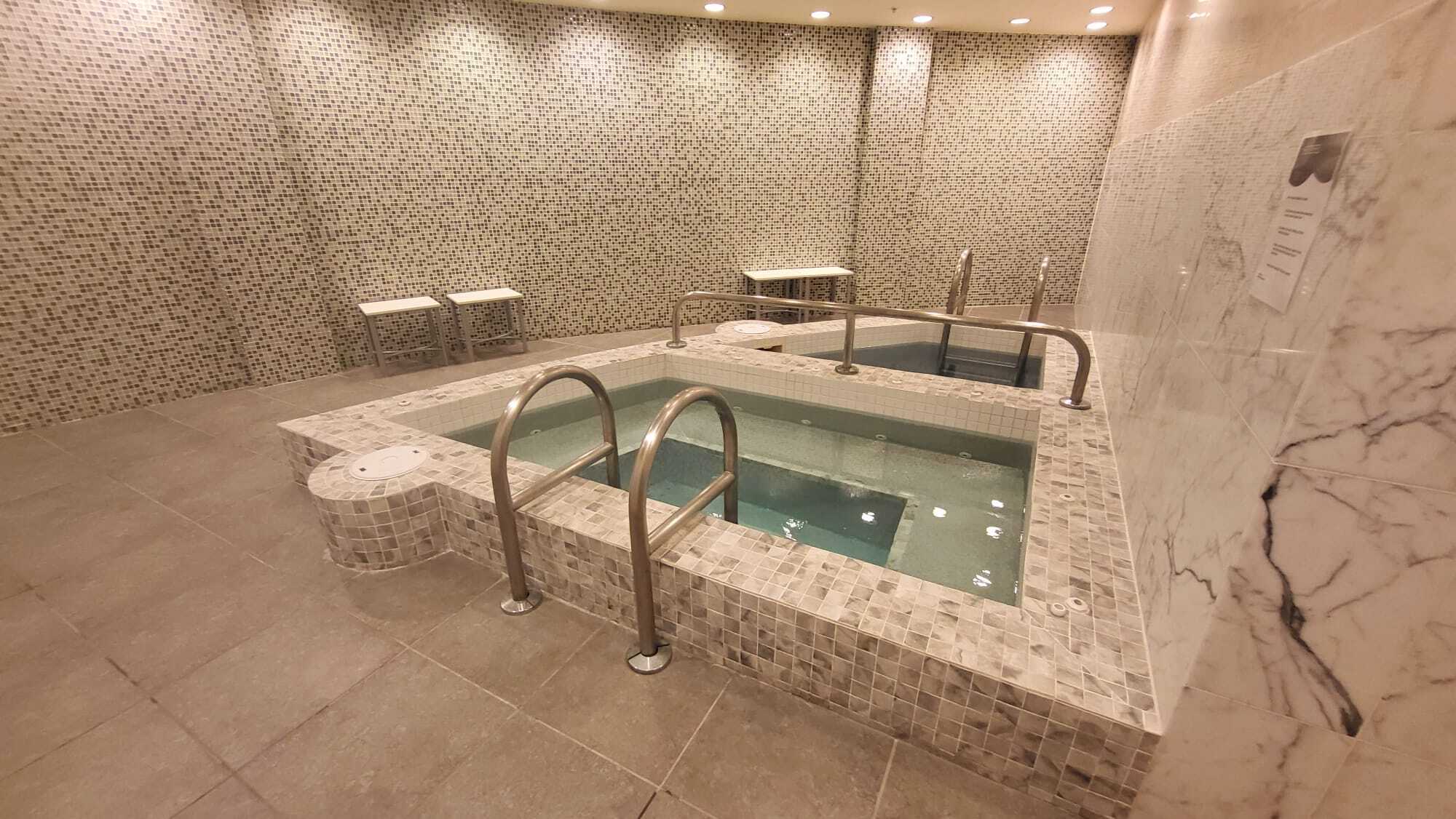 Building Photo - 253 NE 2nd St