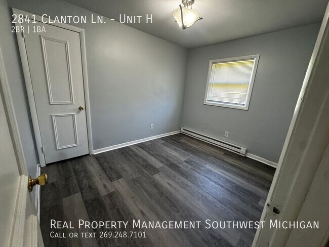 Building Photo - 2841 Clanton Ln