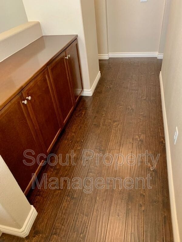 Building Photo - 28770 Oak Park Ln