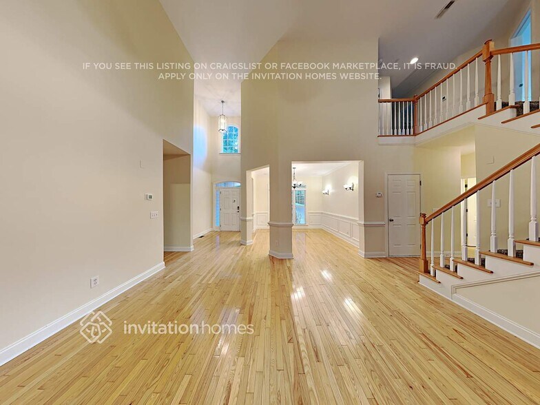 Building Photo - 508 Findhorn Ln