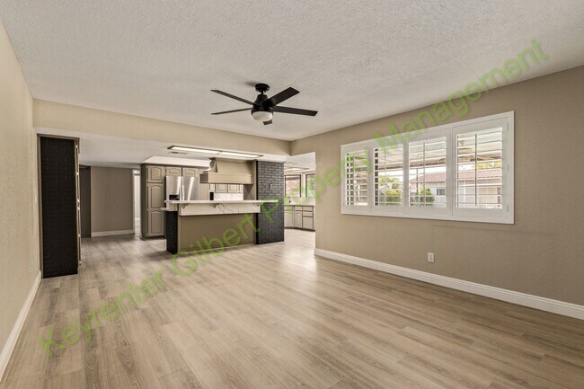 Building Photo - Beautiful Gilbert Home with Shared Pool — Perfect Location & Modern Upgrades!