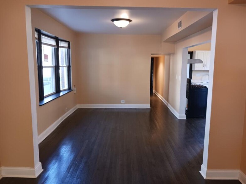 Dining Room - 3457 N Lowell Ave