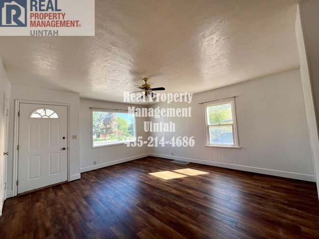 Building Photo - 418 E 100 N