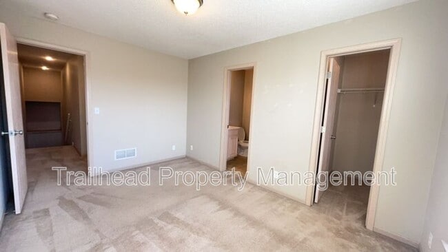 Building Photo - 4419 NE 83rd St