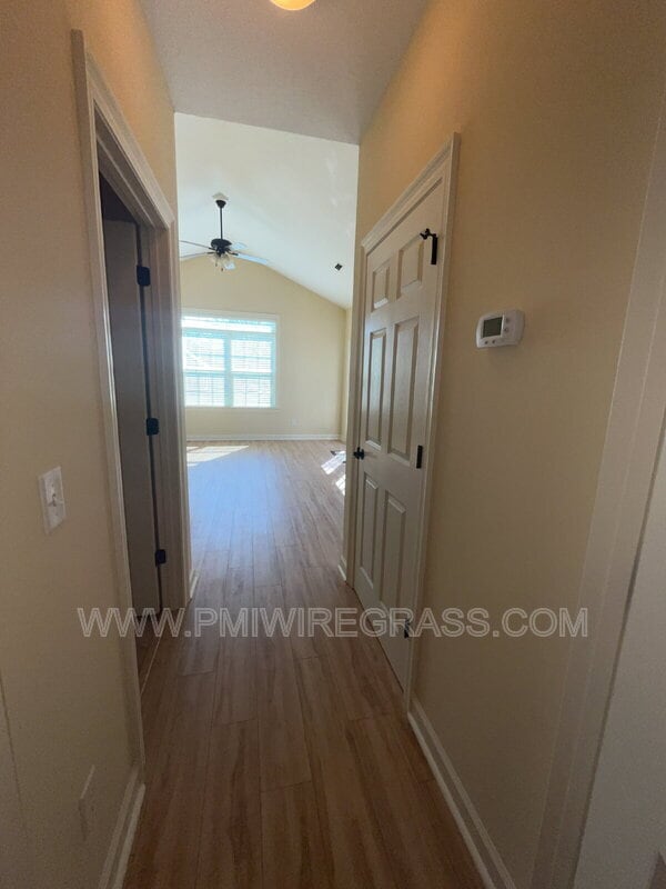 Building Photo - 306 Hidden Creek Cir