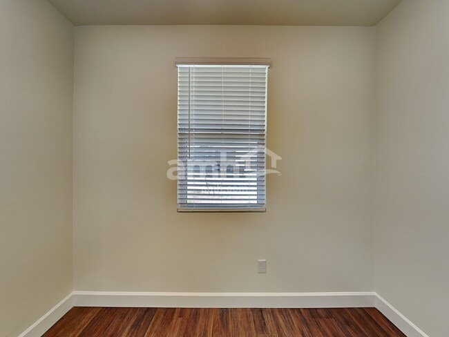 Building Photo - 7475 S Via Bombachas