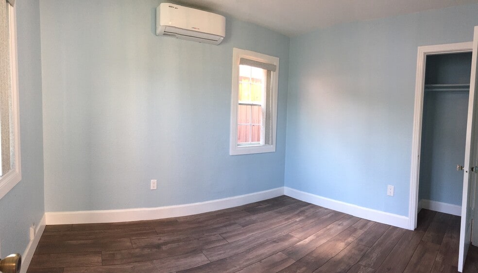Front Bedroom - 2120 Laverna Ave
