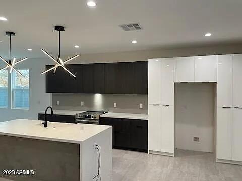 Building Photo - 2826 N 28th Pl