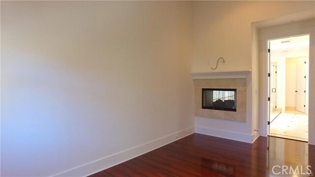Building Photo - 804 N Irena Ave