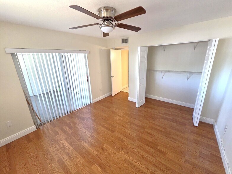 Building Photo - 8560 SW 212th St