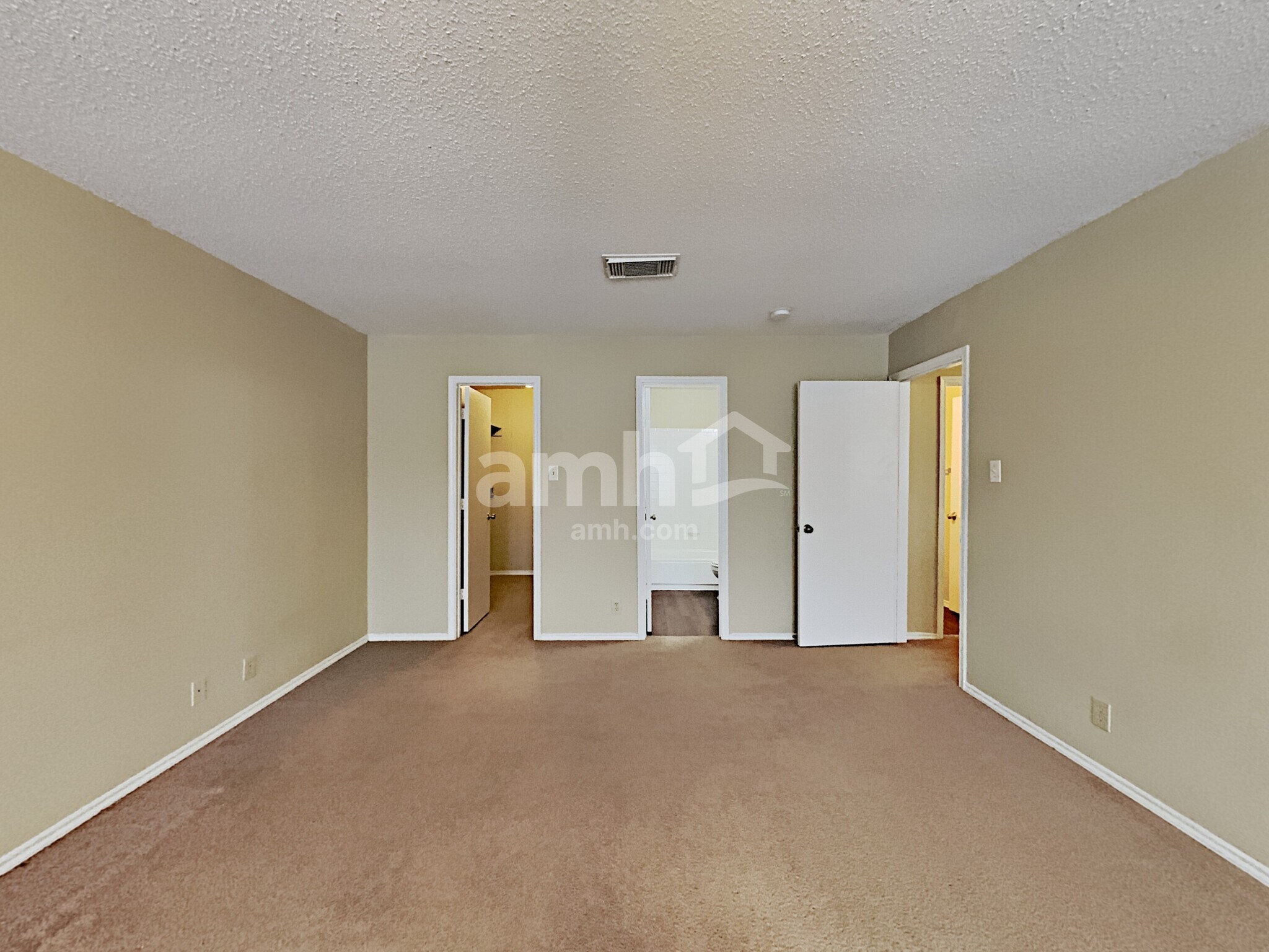 Building Photo - 7810 Dueling Oak