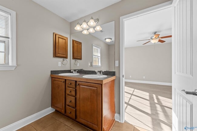 Building Photo - 161 Fields Pond Dr