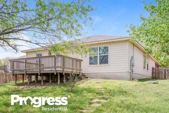 Building Photo - 930 Amber Knoll