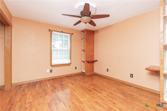 Building Photo - 202 Carpenter St