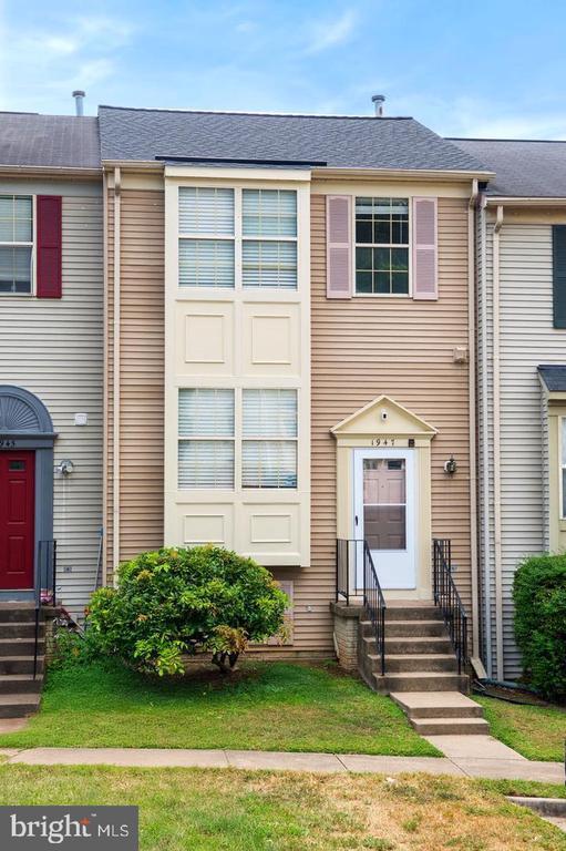 Building Photo - 1947 Winslow Ct