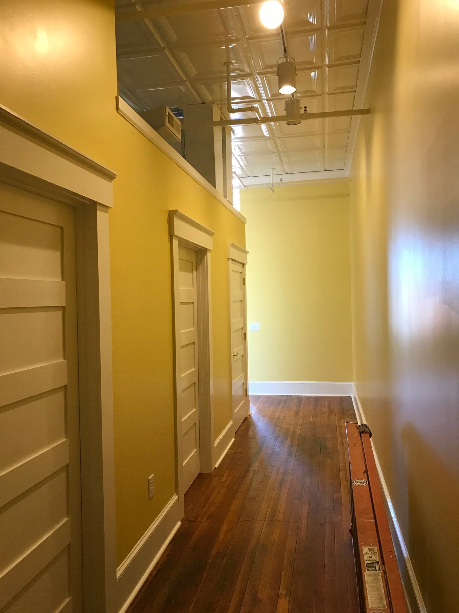 Building Photo - 126 E Innes St