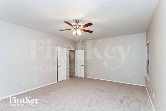 Building Photo - 18126 Iris Edge Way