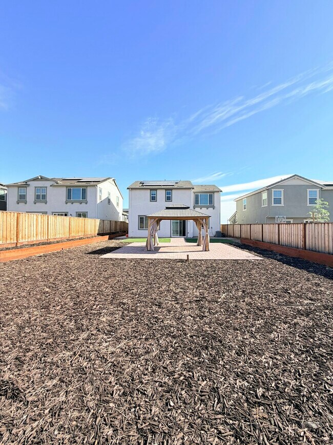 Building Photo - 3948 Telluride St