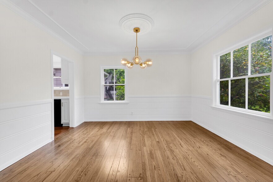 Building Photo - 4722 Forman Ave