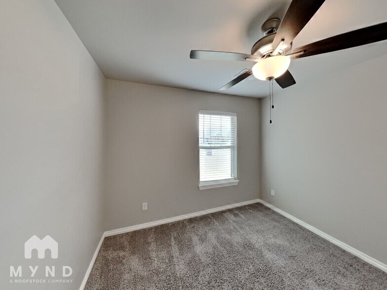 Building Photo - 9205 NW 89th St