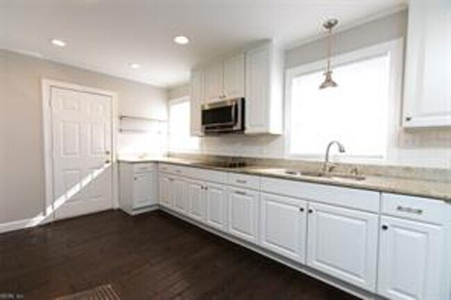 Building Photo - Call Sabrina at 757-767-0767 for more information