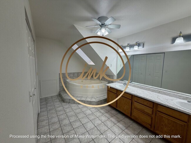 Building Photo - Lovely Carson City Home