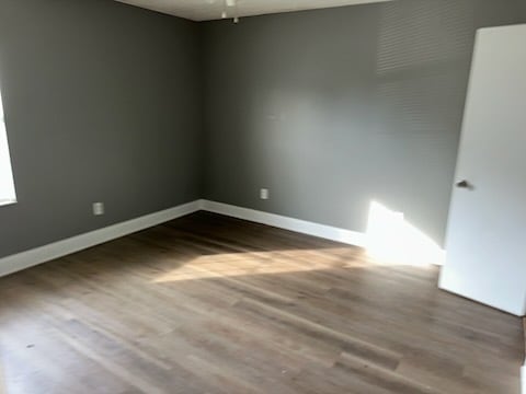 Building Photo - 2621 Vonoa Dr