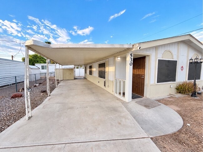 Building Photo - 530 Havasu Ln