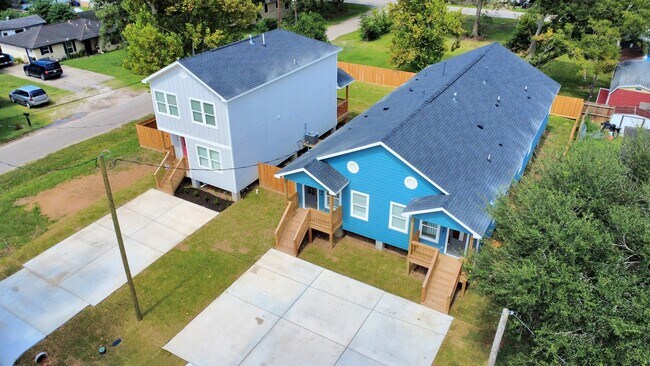 Building Photo - 1314 W Willis St