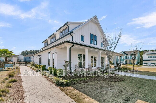 Building Photo - 245 Summer Tanager Dr