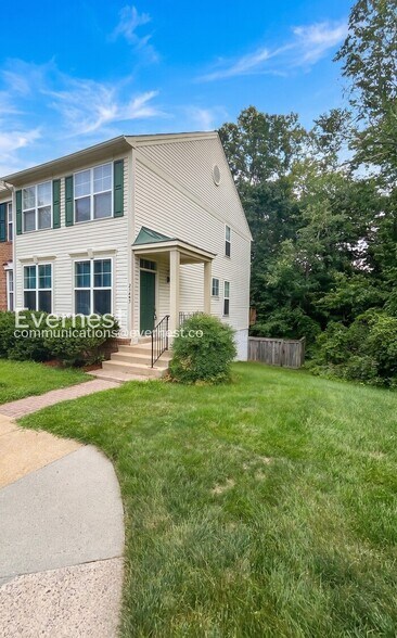Building Photo - 21495 Harvest Green Terrace