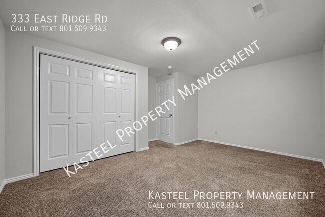 Building Photo - 333 E Ridge Rd