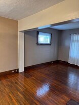 Building Photo - 1666 Burt Ave
