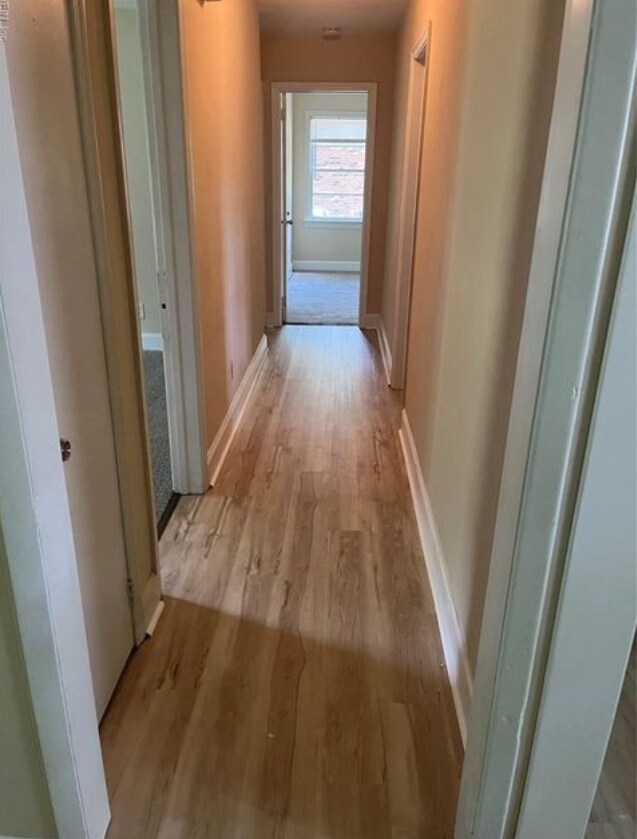 Building Photo - 229 Bridgeview Cir