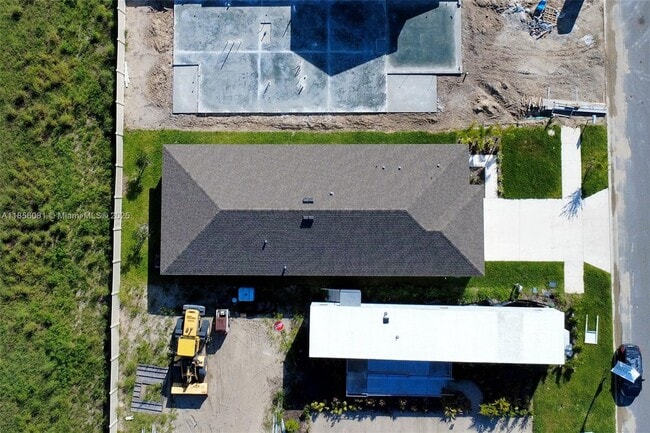 Building Photo - 5539 Maddie Dr