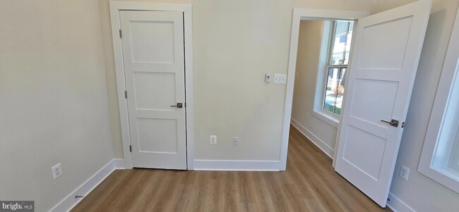 Building Photo - 8 Chapel Alley