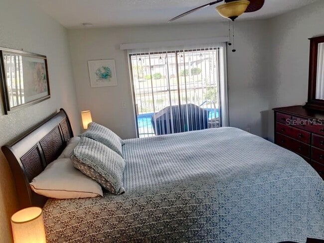 Building Photo - 572 Belvedere Ct