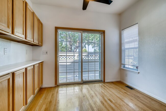 Building Photo - COMING IN MAY!!!   Huge 2BR, 2BTH Townhous...