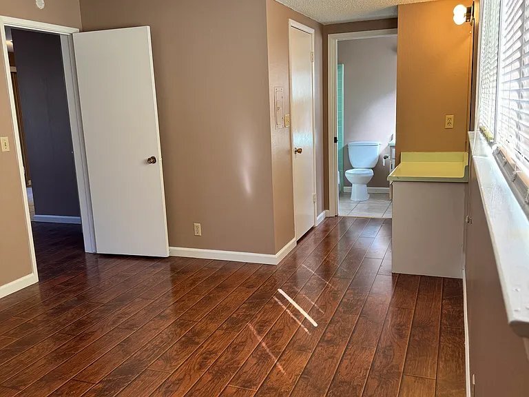 Building Photo - 2991 Neet Ave