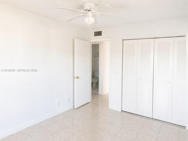 Building Photo - 500 Village Green Cir W