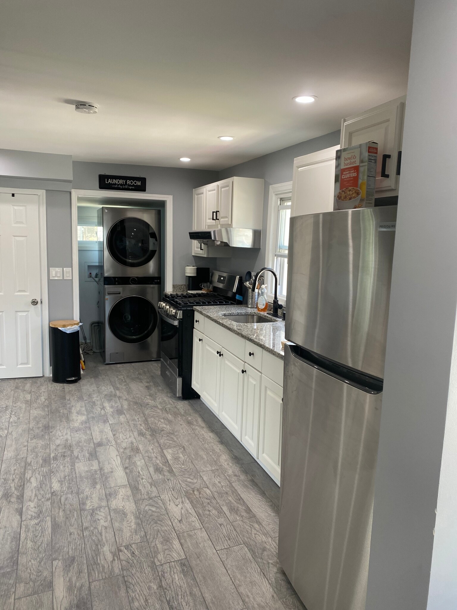 Building Photo - 136 West St