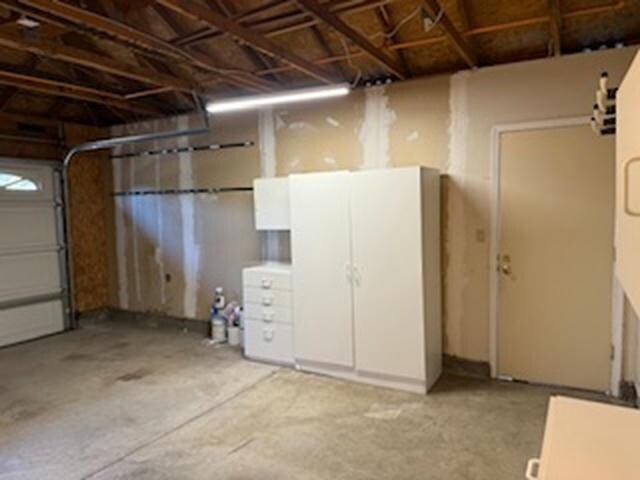 Building Photo - 4723 Maureen Cir