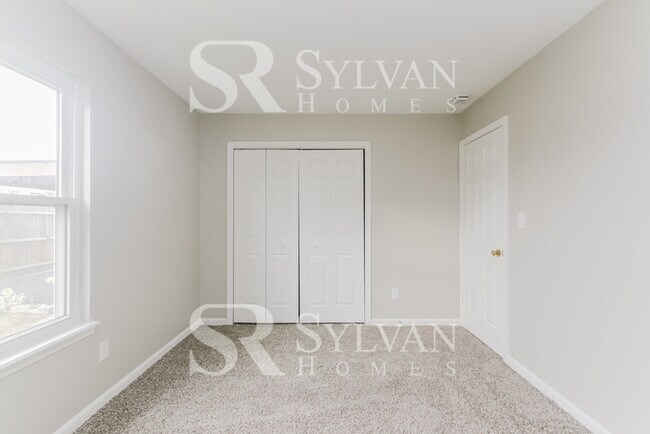 Building Photo - Unwind and Explore in Indianapolis'