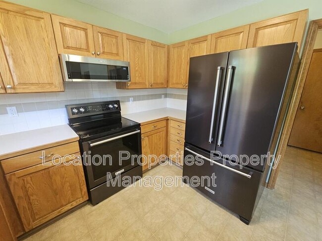 Building Photo - 4104 Saddlehorn Dr