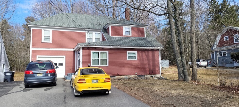 Building Photo - 415 Stillwater Ave