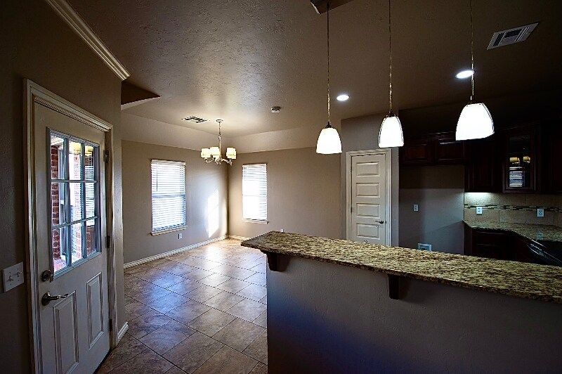 Building Photo - 1242 N Shannon Way