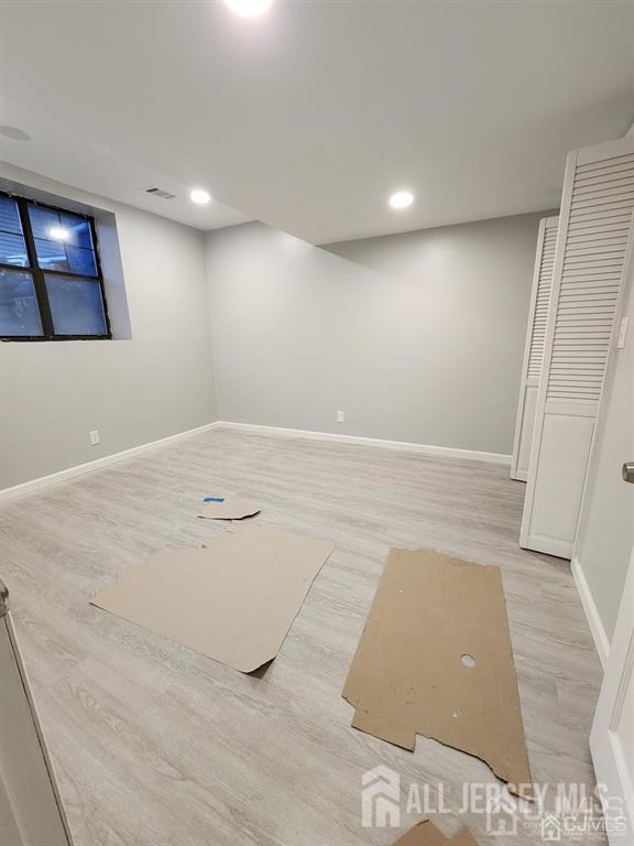 Building Photo - 24 Emmett Ave