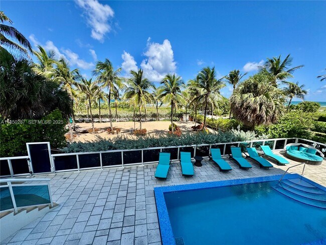 Building Photo - 9201 Collins Ave