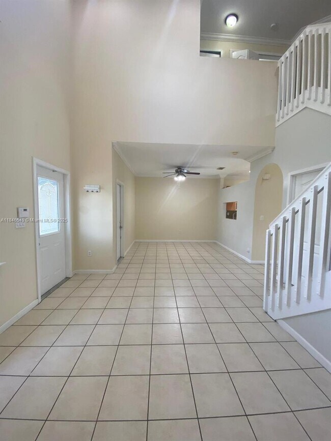 Building Photo - 12854 SW 49th Ct